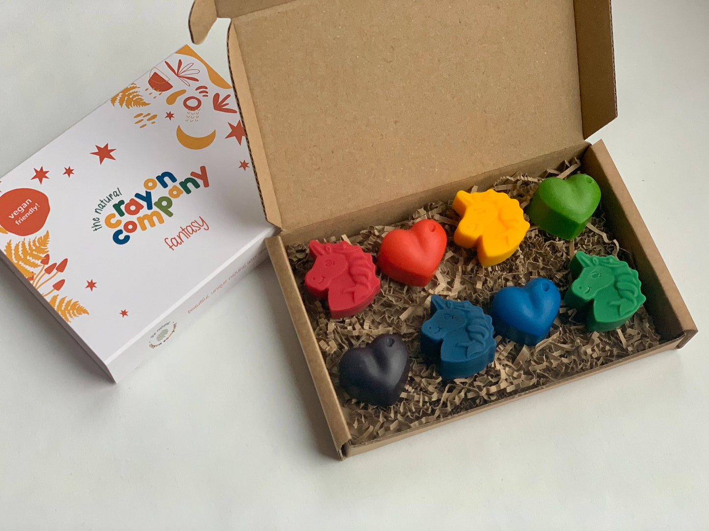 Unicorn & Heart Shaped Set of 8 Crayons